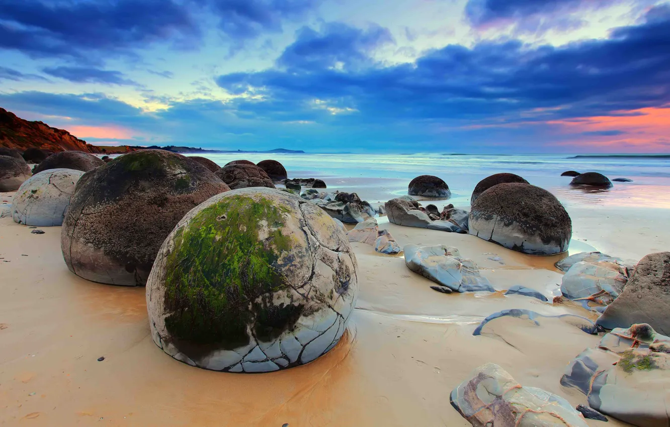 Фото обои Beach, New Zealand, Moeraki Rocks