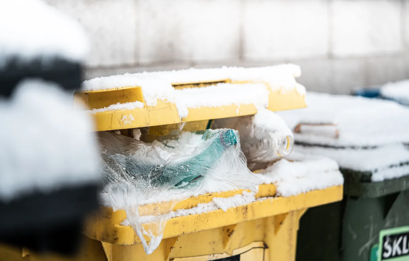 Фото обои frozen, cold, garbage