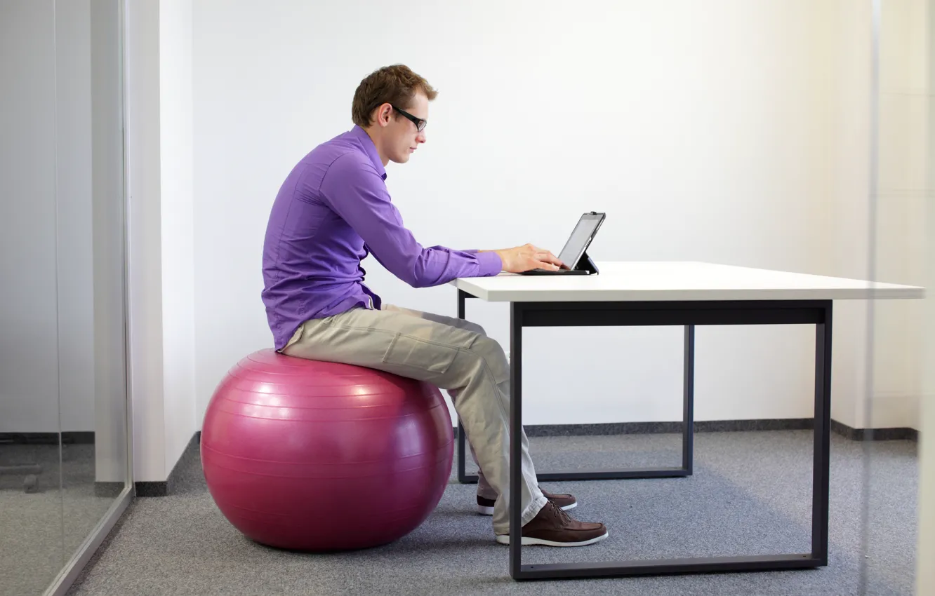Фото обои notebook, office, working, exercise ball
