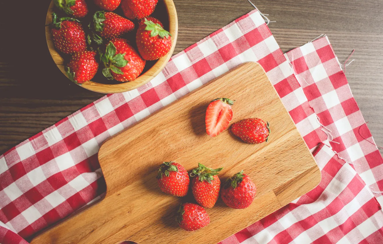 Фото обои красный, ягоды, клубника