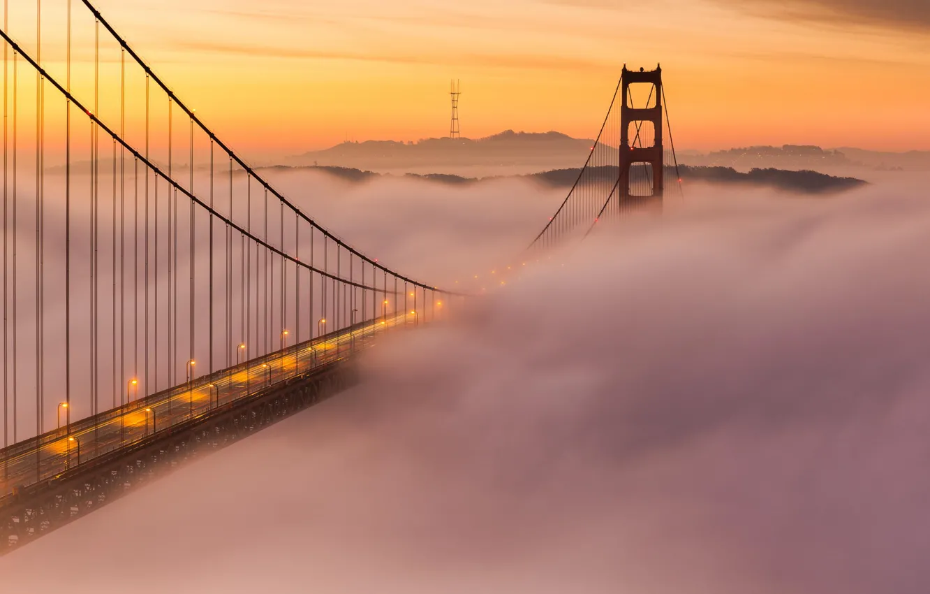 Фото обои облака, закат, мост, туман