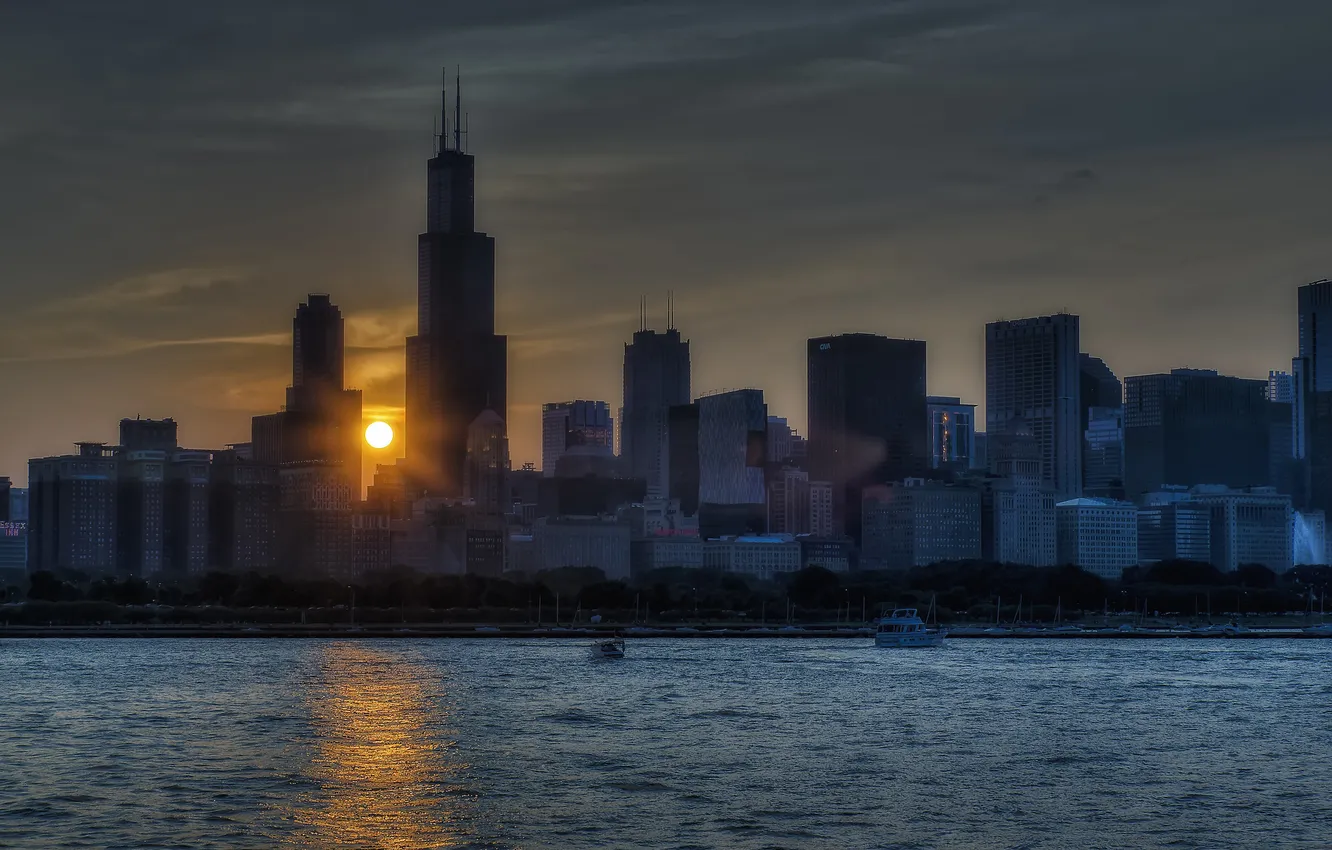 Фото обои солнце, город, небоскребы, утро, Чикаго, Иллиноис