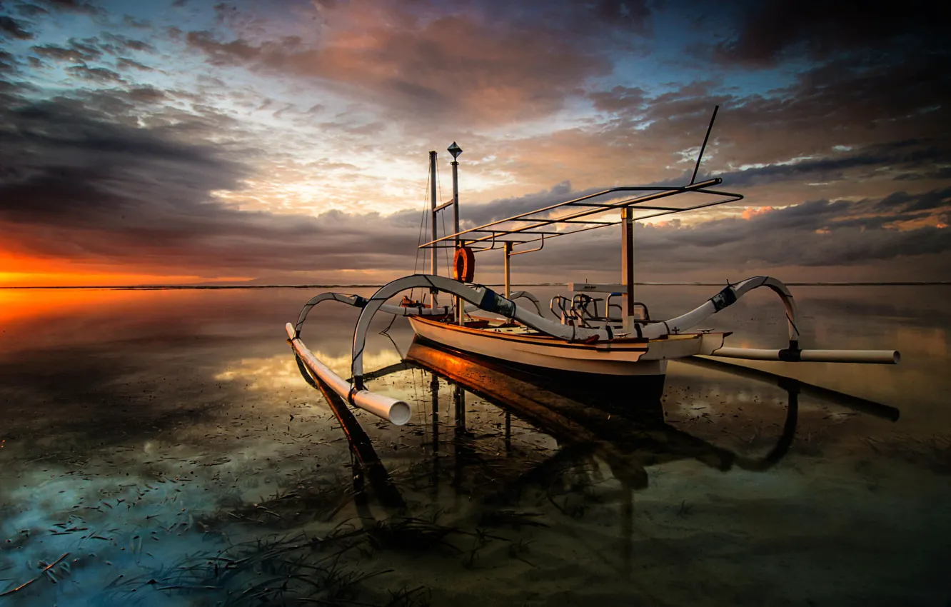 Фото обои пейзаж, океан, рассвет, лодка