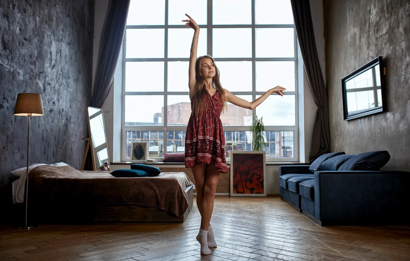 Фото обои девушка, танец, платье, ножки, прелесть, носочки, Александр Юрмашев