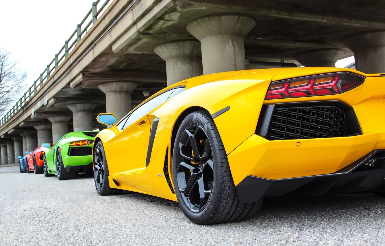 Фото обои green, Lamborghini, red, yellow, blue, LP700-4, Aventador, supercars