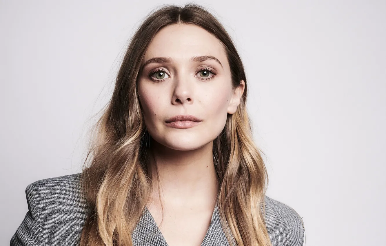 Фото обои глаза, взгляд, девушка, волосы, портрет, Elizabeth Olsen