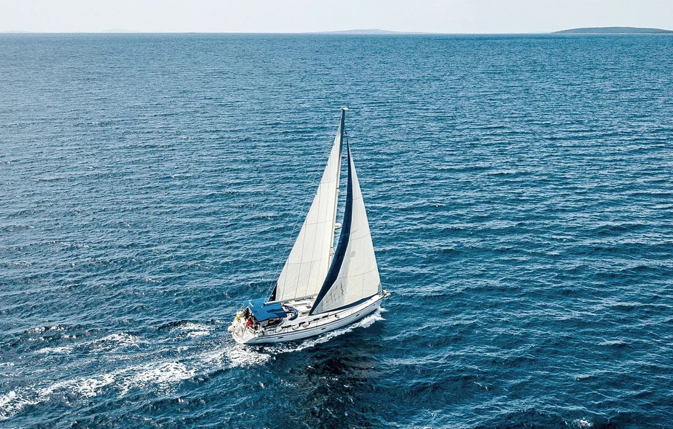Фото обои море, путь, ветер, побережье, яхта, парус