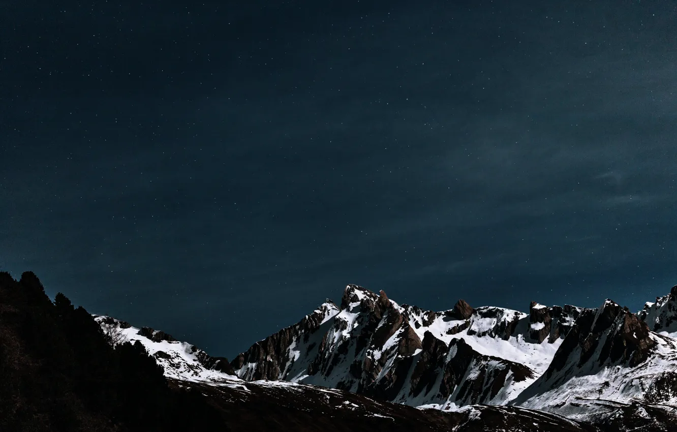 Фото обои небо, звезды, снег, горы, ночь, природа, скалы