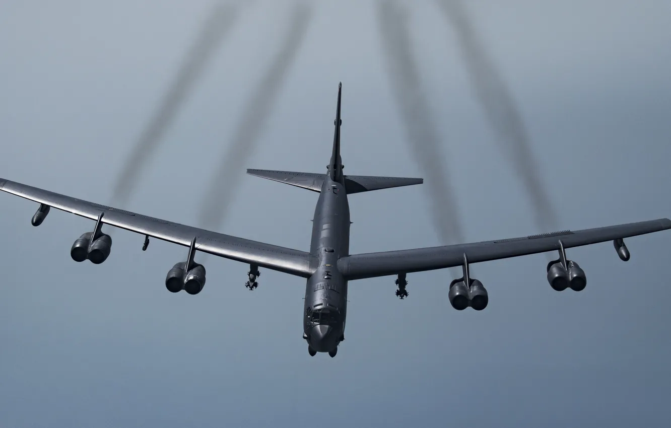 Фото обои ВВС США, Boeing B-52 Stratofortress, Стратосферная крепость, американский стратегический бомбардировщик