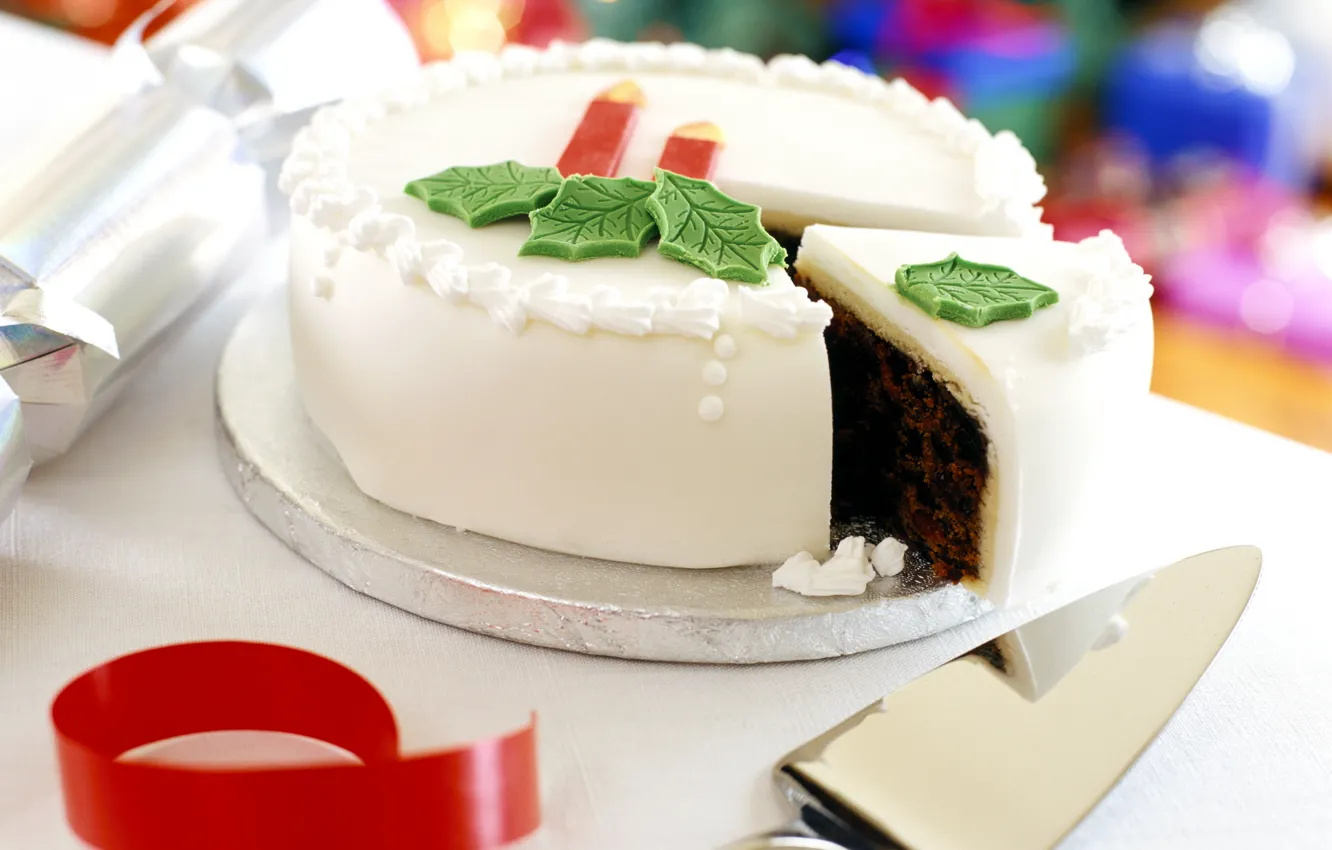 Фото обои белый, листья, праздник, новый год, шоколад, нож, сладости, торт