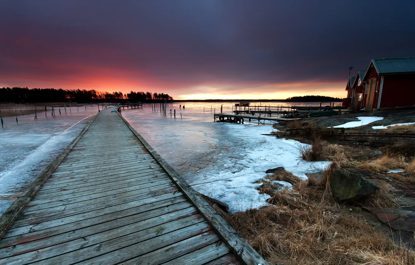 Фото обои пейзаж, мост, озеро, дома, лёд