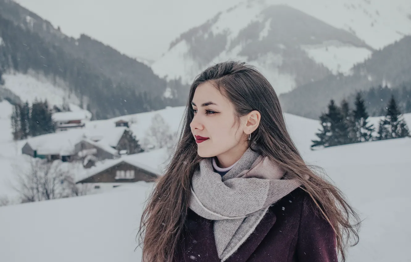 Фото обои зима, горы, улыбка, макияж, простор, space, smile, winter