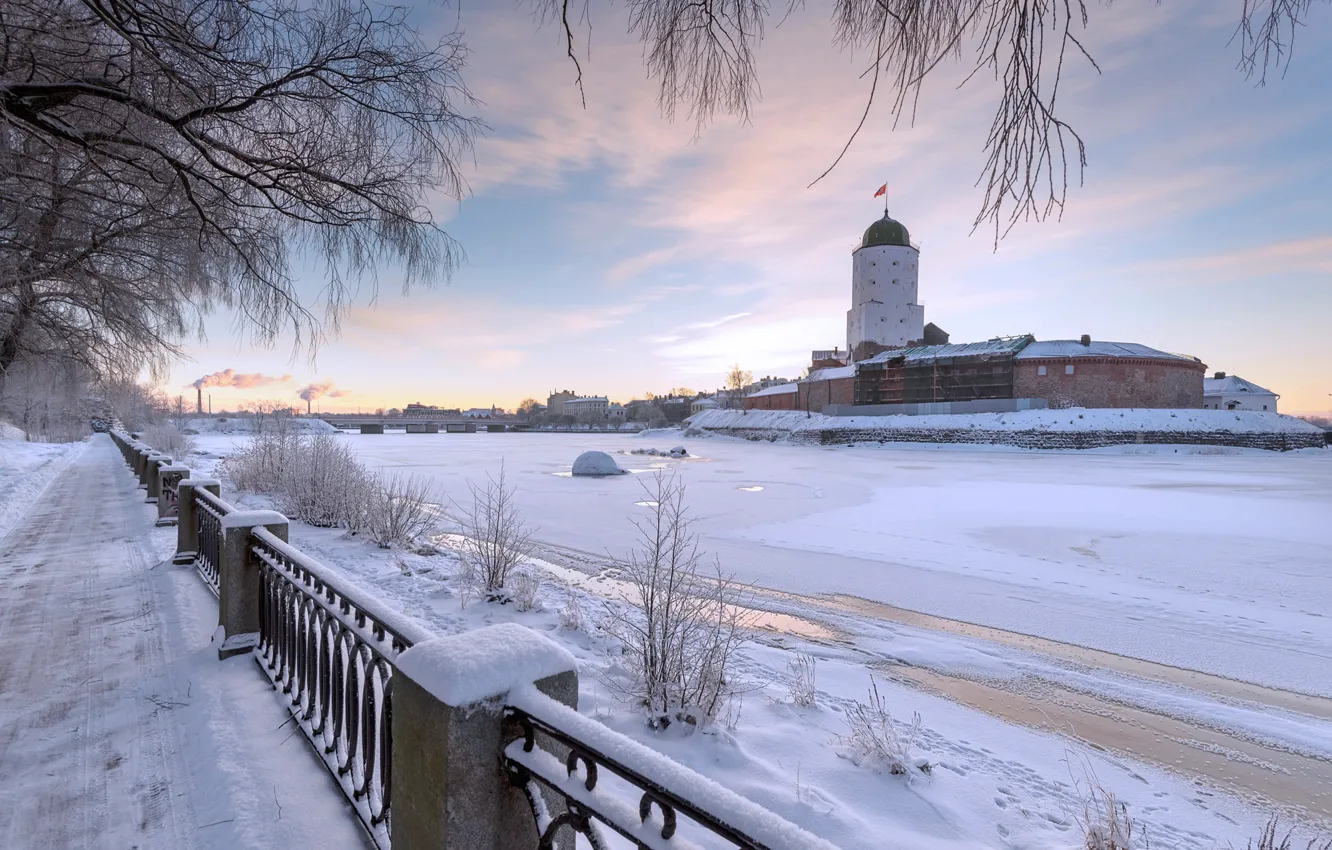Фото обои зима, снег, мост, река, башня, Россия, Эдуард Гордеев