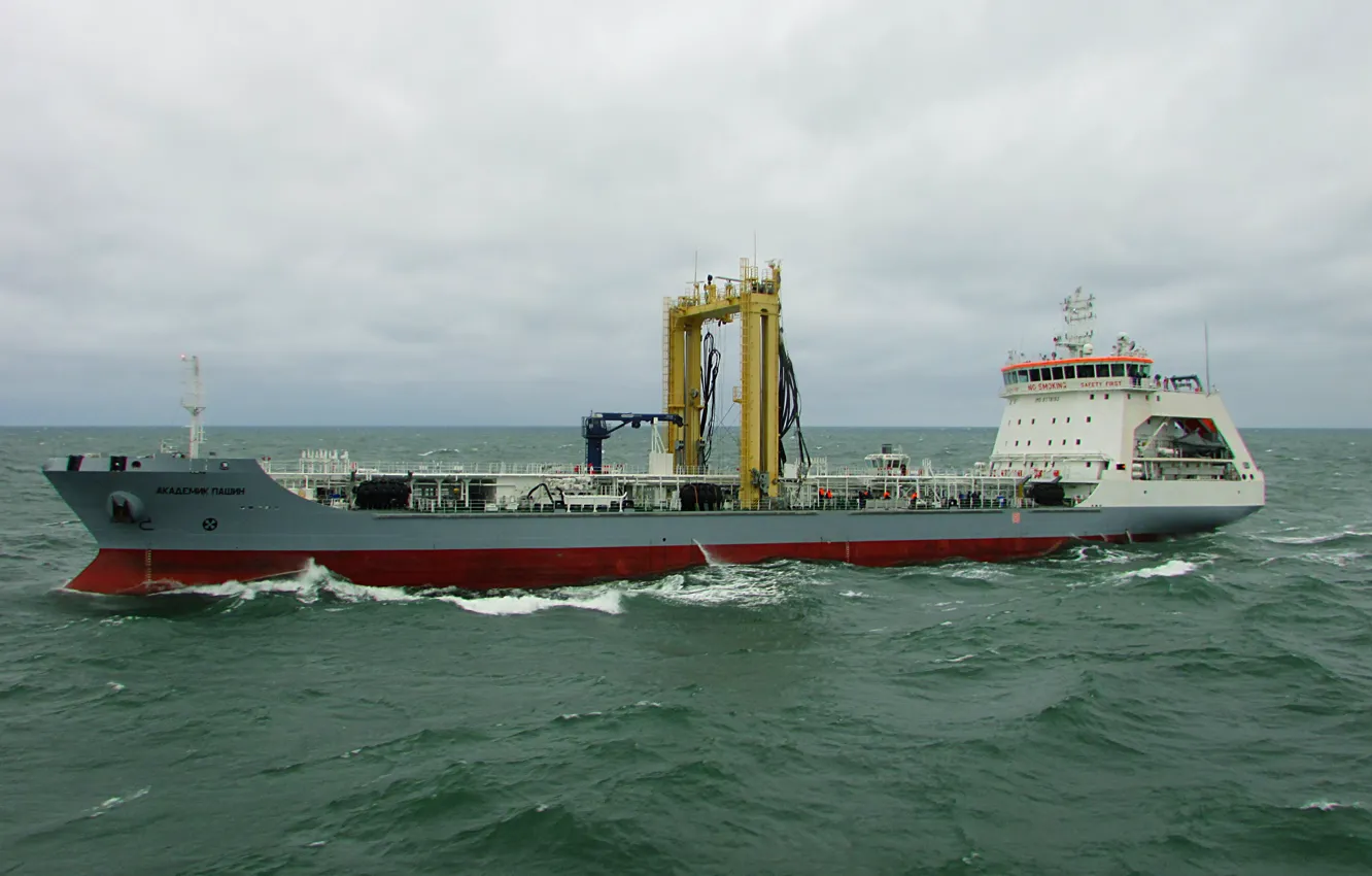 Фото обои танкер, морской, средний, Академик Пашин