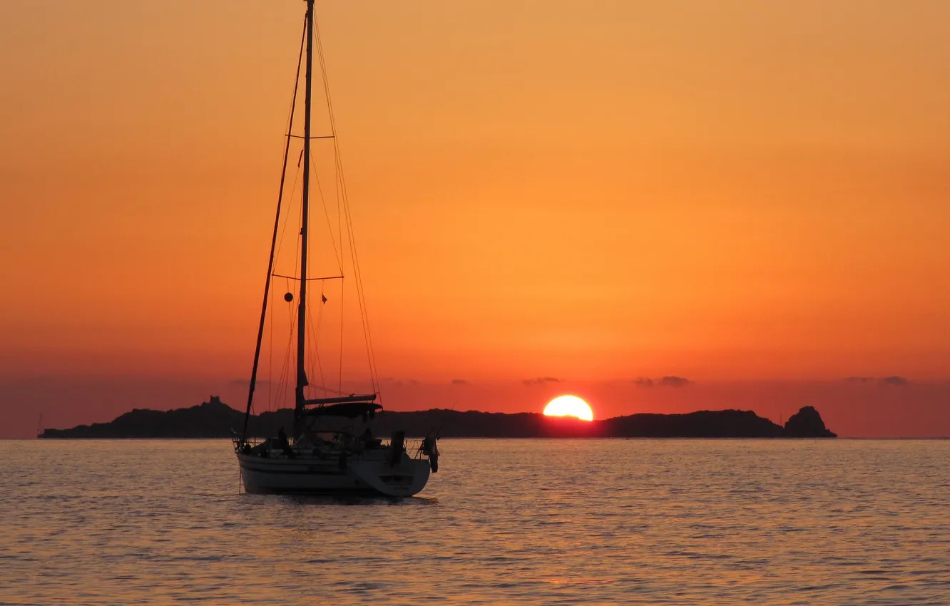 Фото обои море, солнце, рассвет, остров, яхта