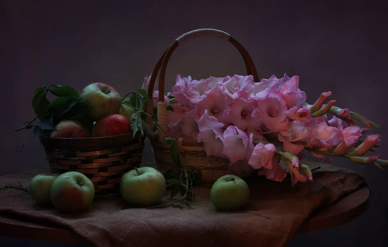 Фото обои лето, цветы, яблоки, август, натюрморт, гладиолусы