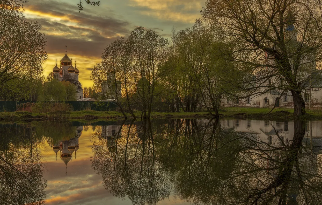 Фото обои деревья, природа, город, отражение, вечер, храм, водоём, Переславль-Залесский