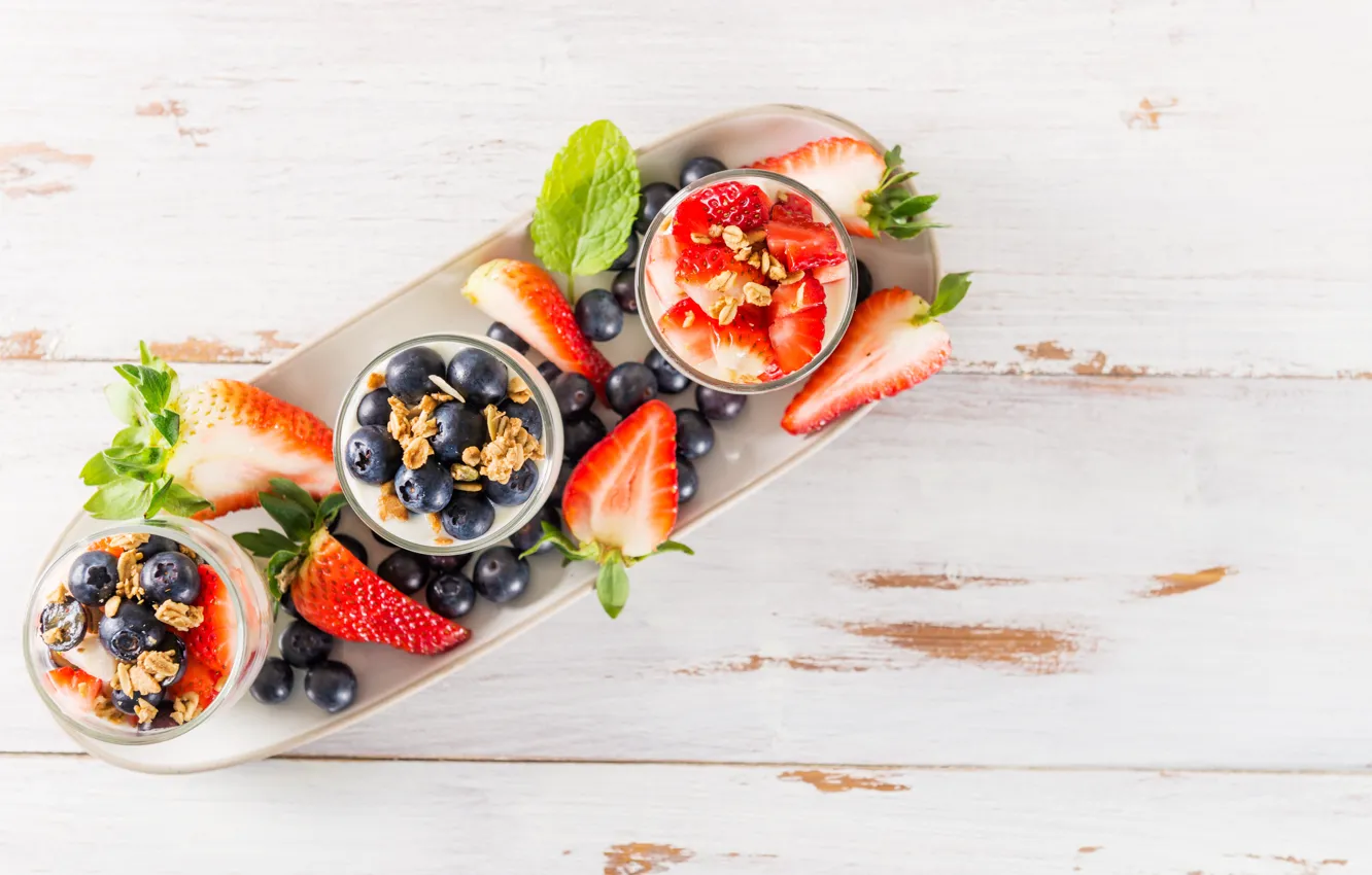 Фото обои ягоды, мюсли, йогурт