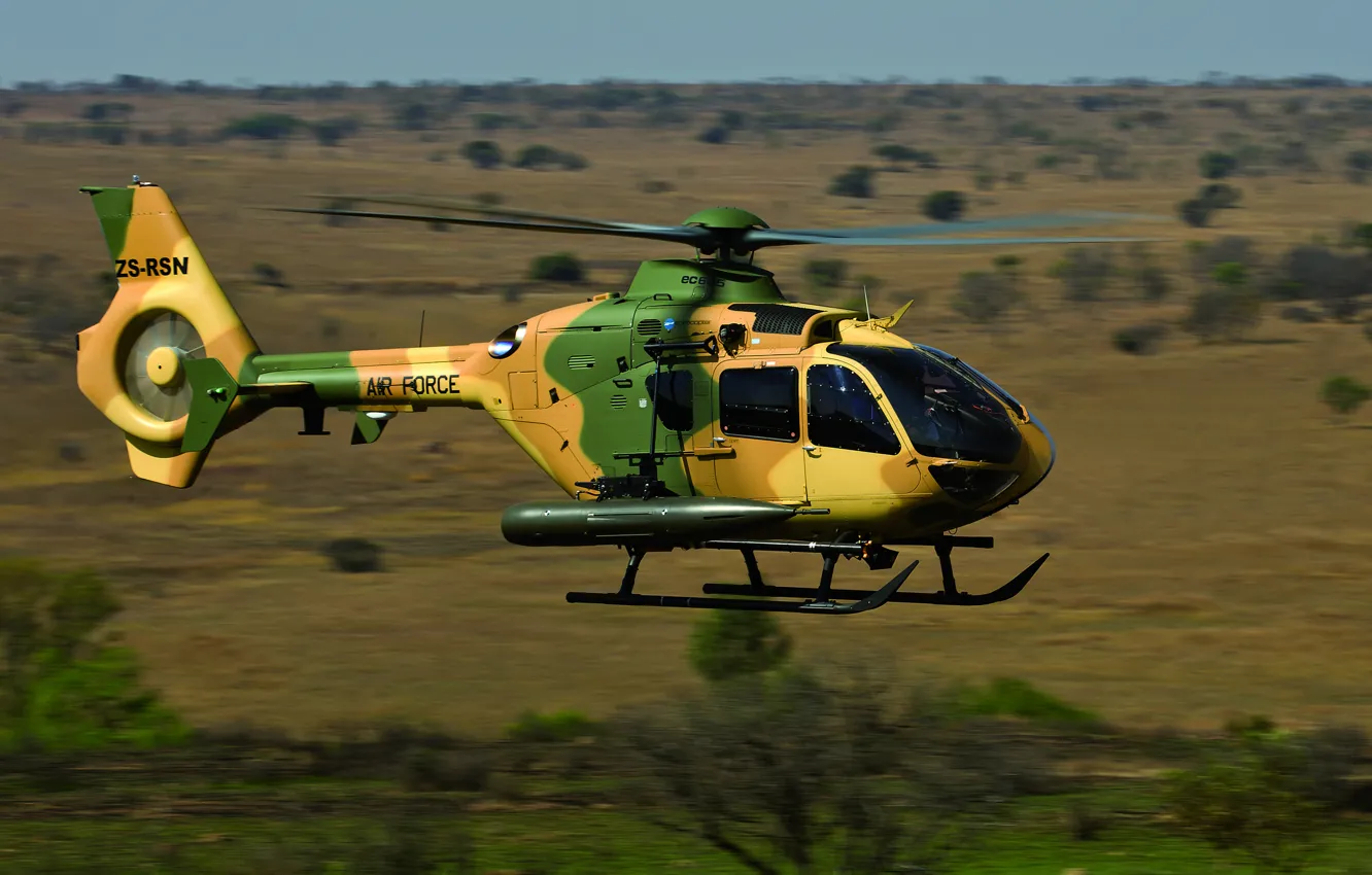 Фото обои полет, легкий, вертолет, многоцелевой, Eurocopter, EC635