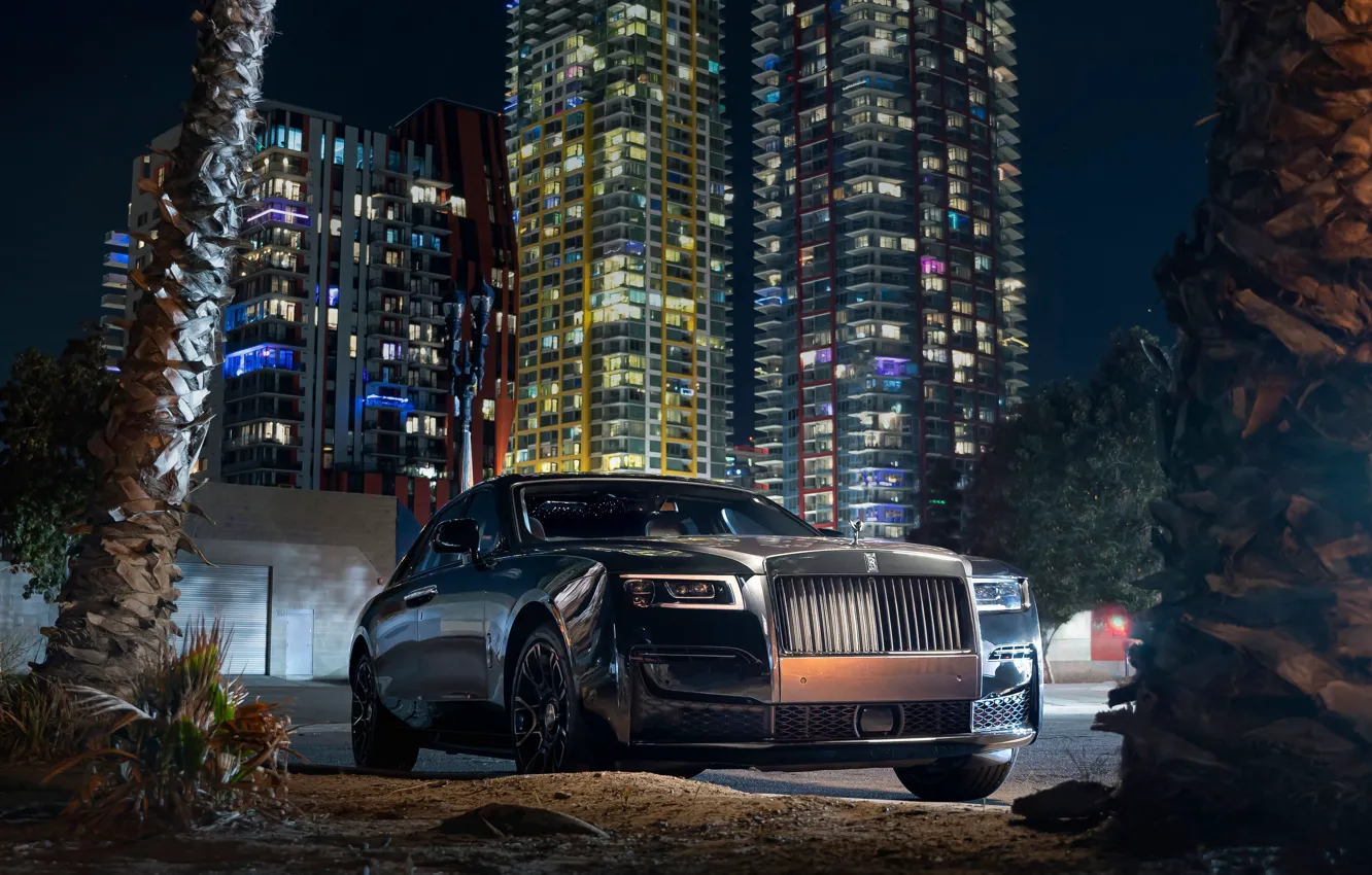 Фото обои Rolls-Royce, Ghost, Front, Black, Side, Town, Rolls-Royce Ghost, Black Badge