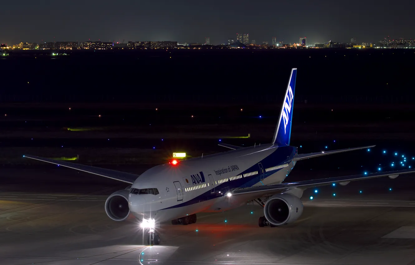Фото обои ночь, огни, Boeing, самолёт, аэродром, пассажирский, 777-200