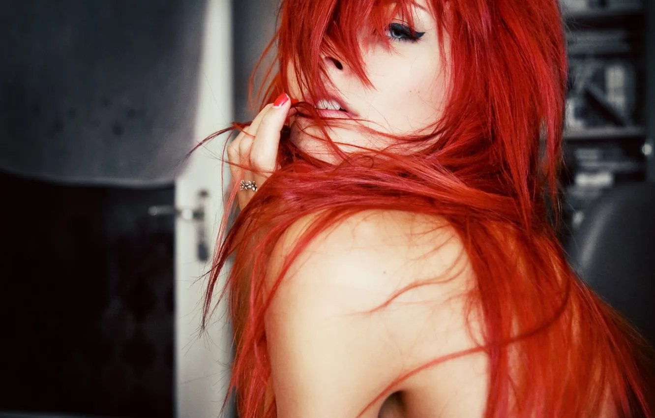 Фото обои девушка, лицо, стрелки, рыжая, рыжие волосы, красные волосы, Aleksandra Prohorenkova