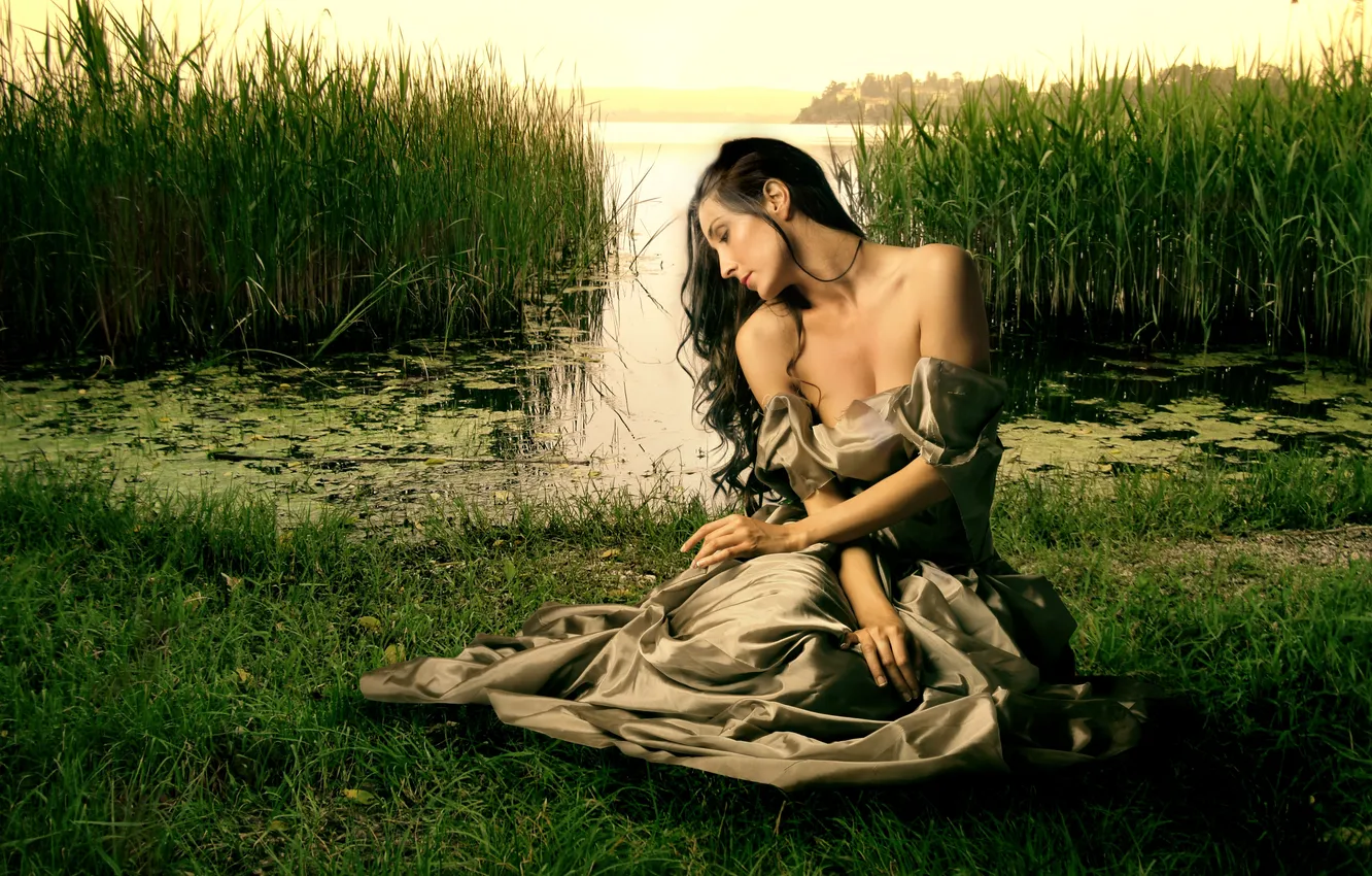 Фото обои девушка, природа, старина, озеро, платье, красавица, средневековье