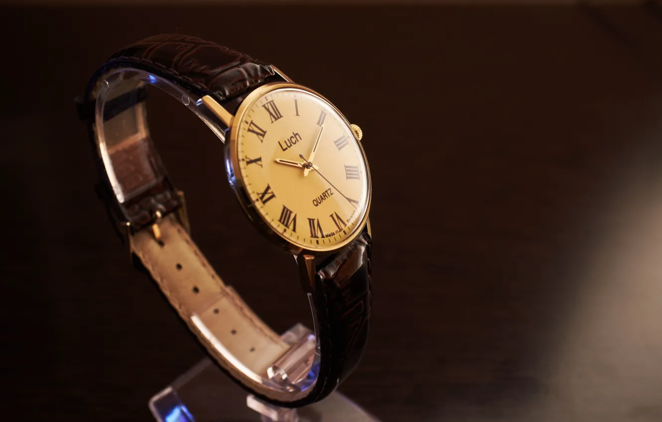 Фото обои Часы, черно-белое, винтаж, ретро часы, советские часы, советское, винтажные часы, luch watches