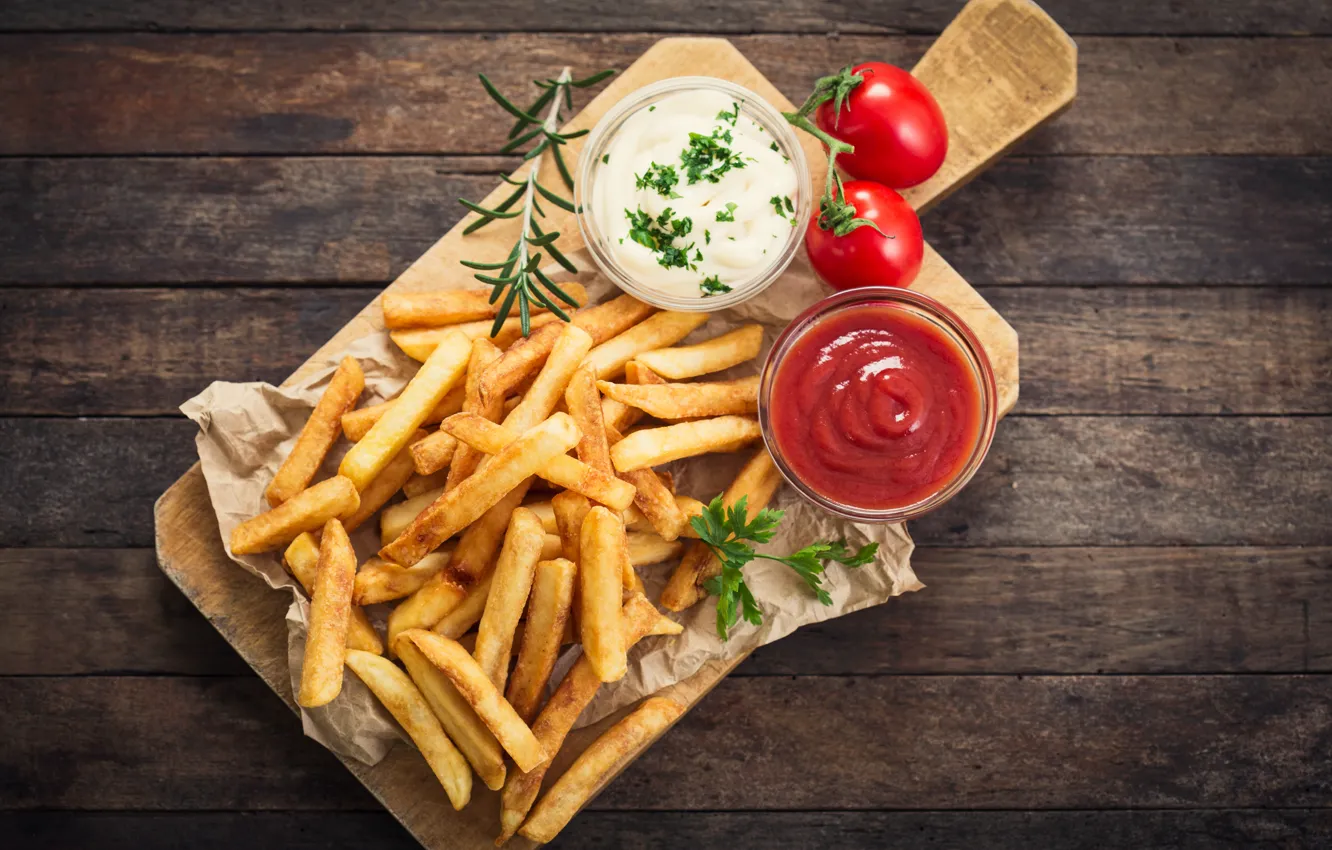 Фото обои french fries, rosemary, Portion, sauce tomatoes