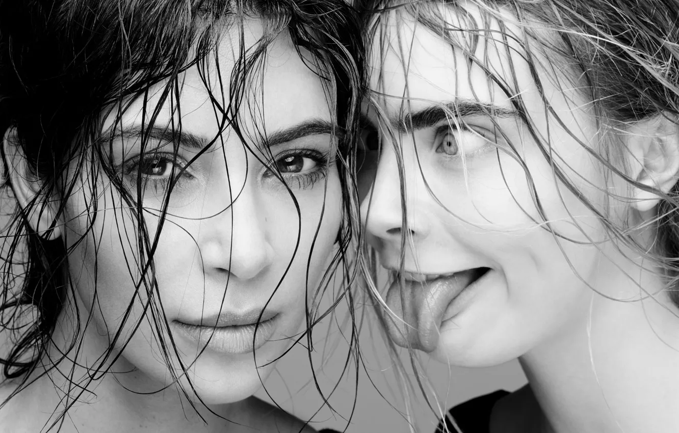 Фото обои взгляд, поза, модель, актриса, прическа, двое, Kim Kardashian, look