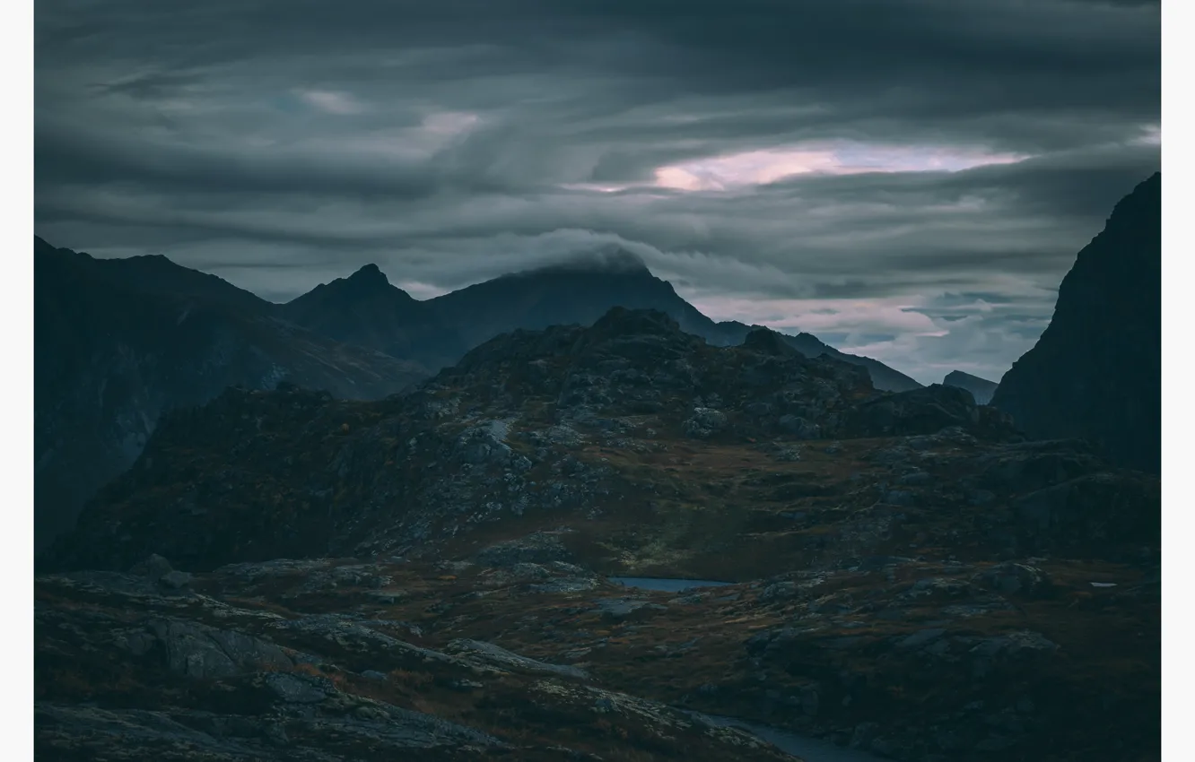 Фото обои осень, небо, горы, тучи, природа, камни, скалы, Норвегия