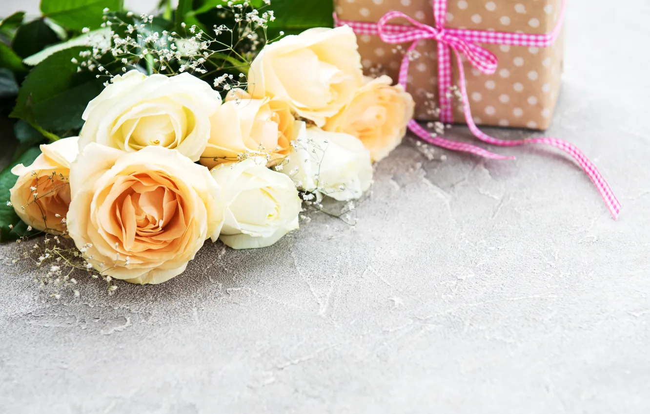 Фото обои цветы, розы, букет, подарочная коробка
