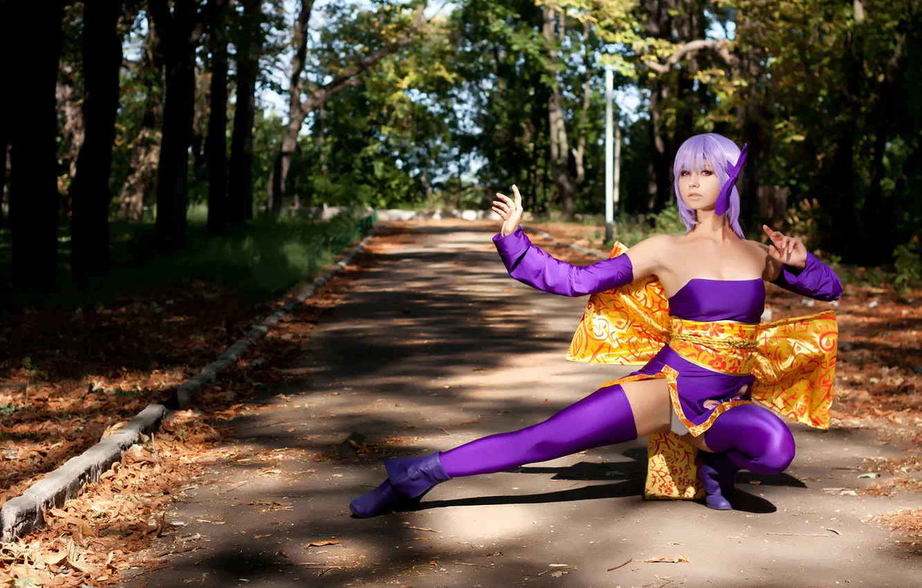 Фото обои девушка, костюм, аллея, стойка, cosplay