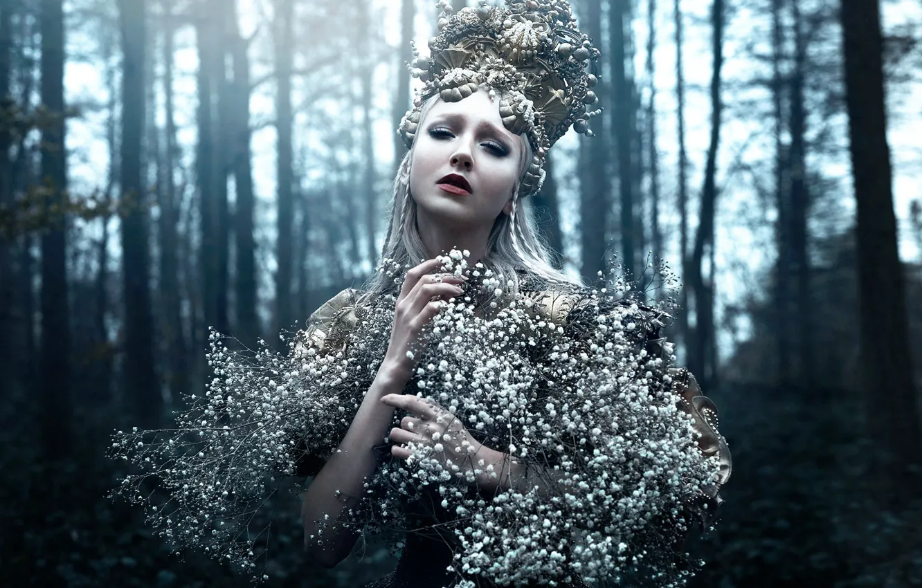 Фото обои лес, девушка, арт, цветочки, Bella Kotak, The strength within
