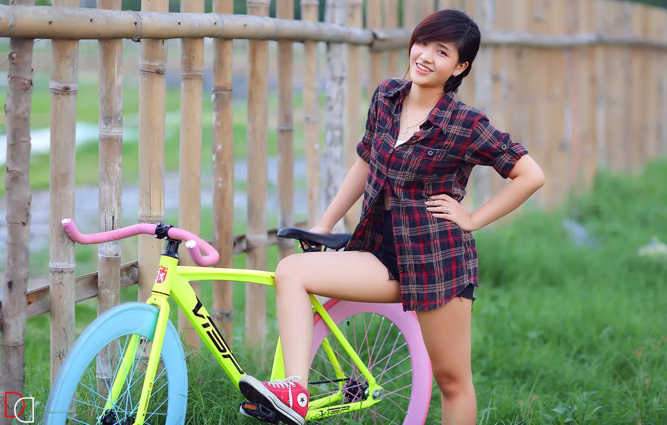 Фото обои лето, девушка, велосипед, улыбка, азиатка