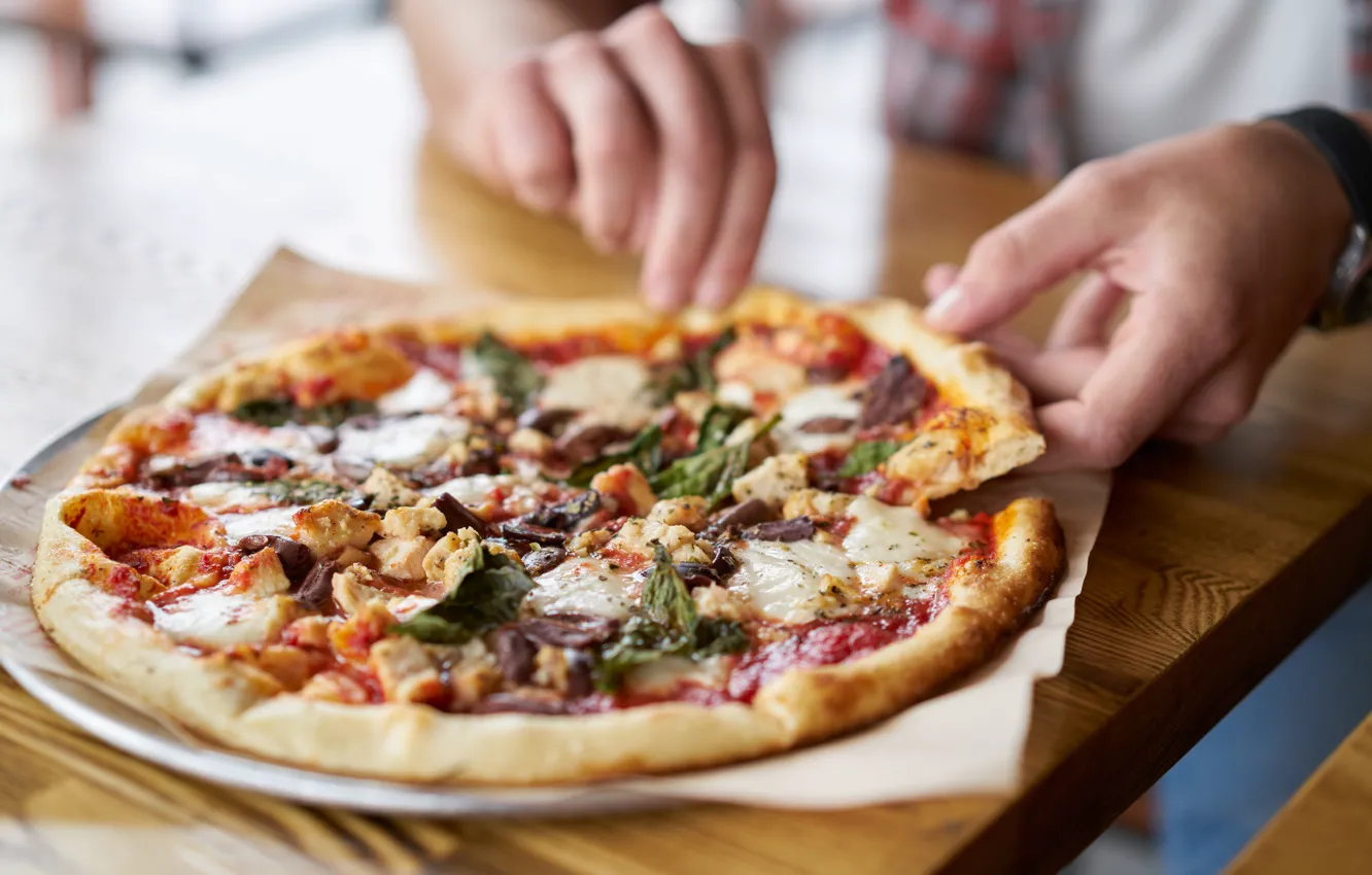 Фото обои pizza, men, hand
