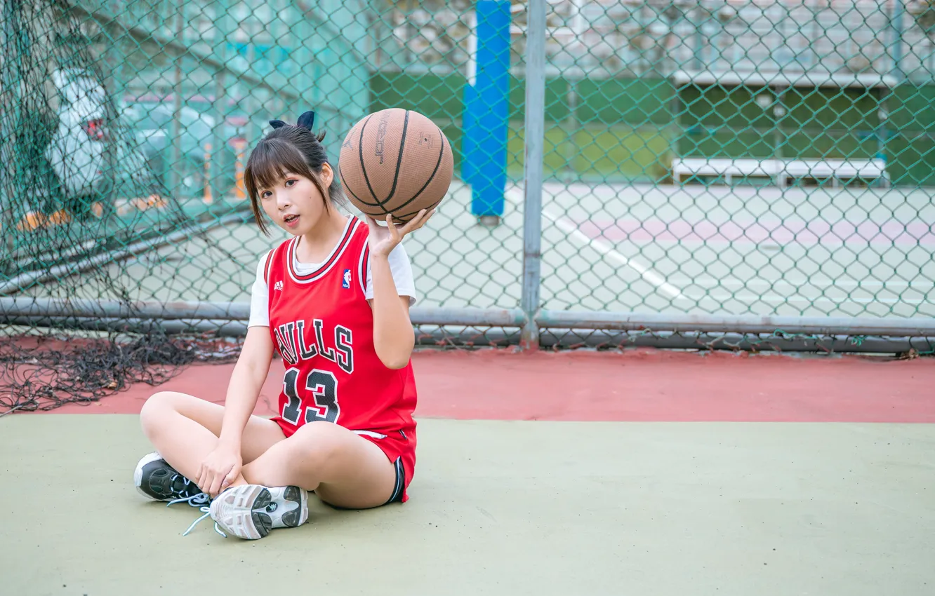 Фото обои взгляд, поза, сетка, азиатка, униформа, basketball, look, asian