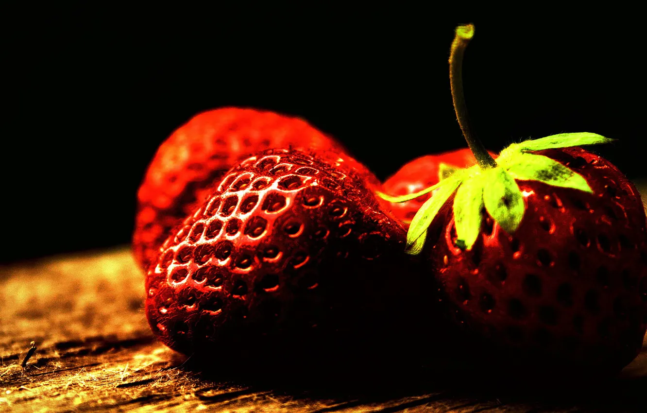 Фото обои макро, ягоды, фото, цвет, обработка, клубника, фрукты, картинка