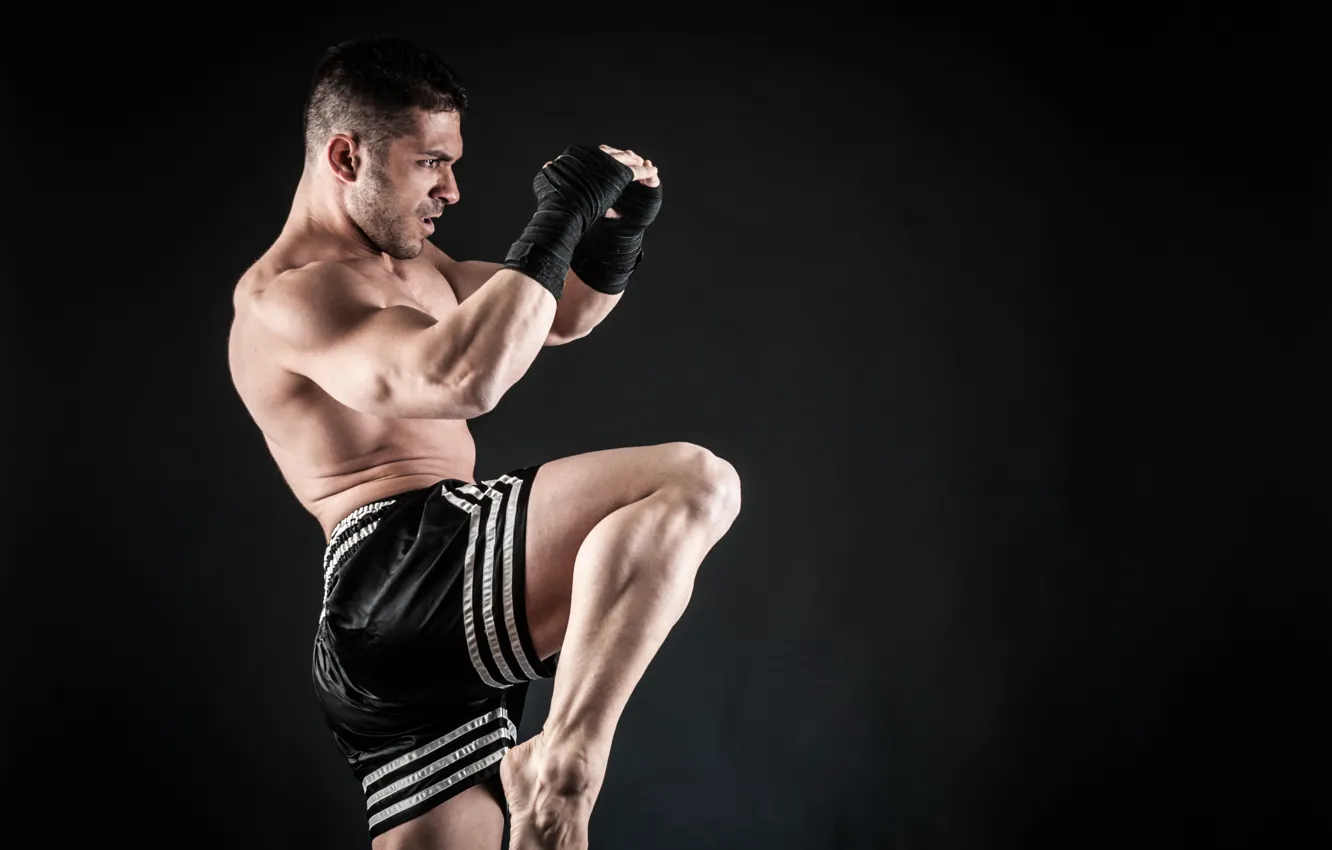 Фото обои gloves, kickboxer, sportsman
