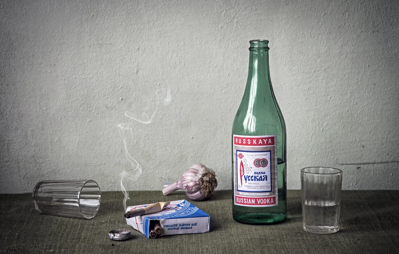 Фото обои водка, ностальгия, сигареты
