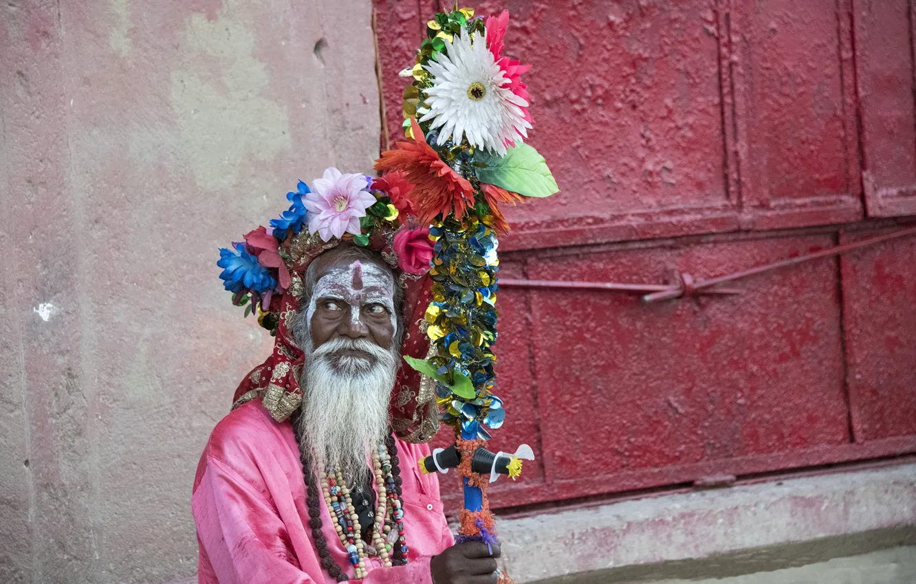 Фото обои India, Varanasi, religious ascetic, mendicant, Sadhu