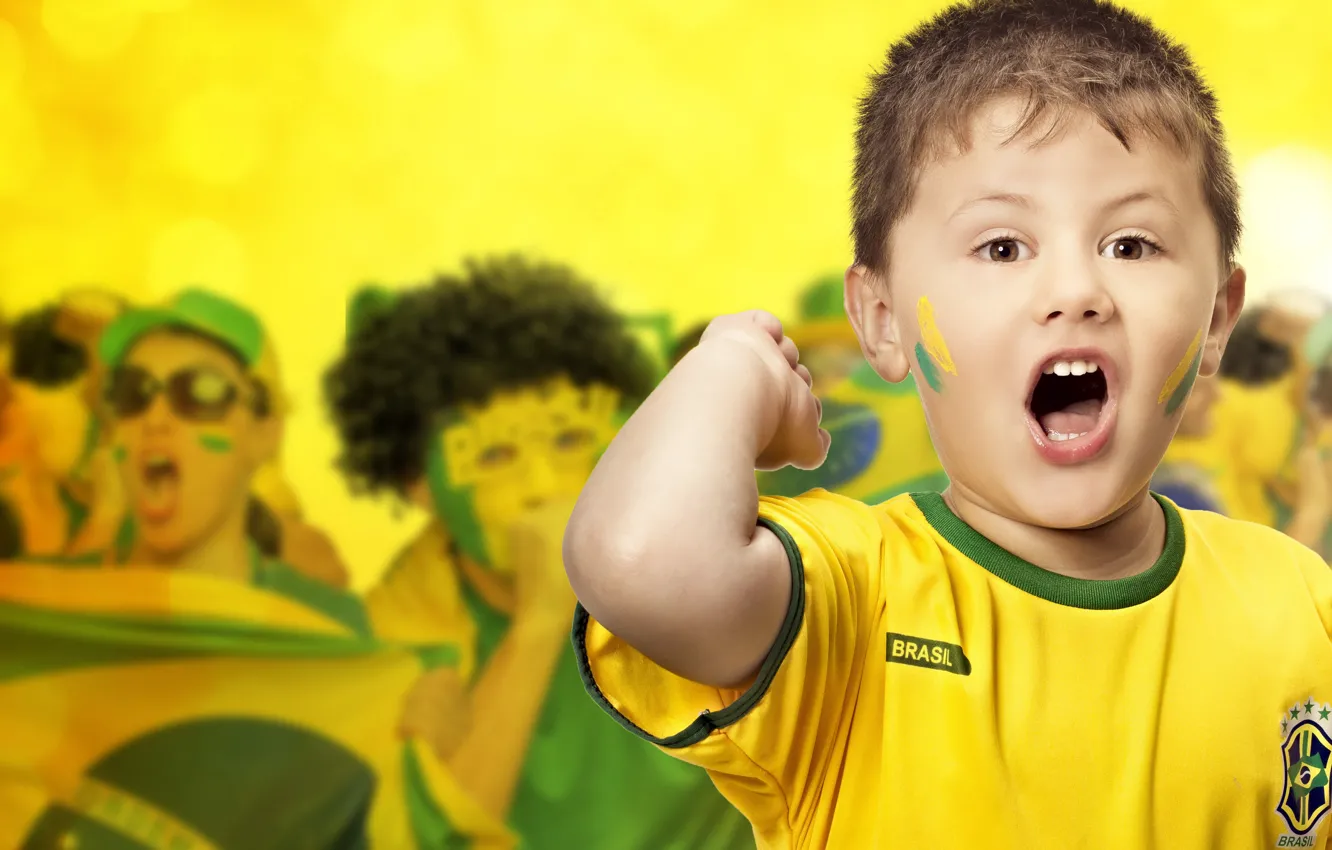 Фото обои Мальчик, Футбол, Brasil, FIFA, Болельщик