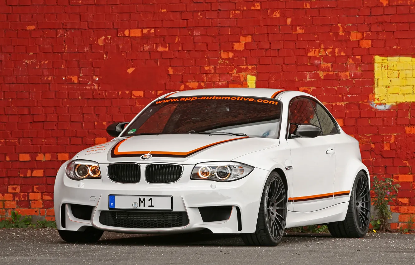 Фото обои BMW, Front, 2011, White, e82, 1 Series, APP Europe