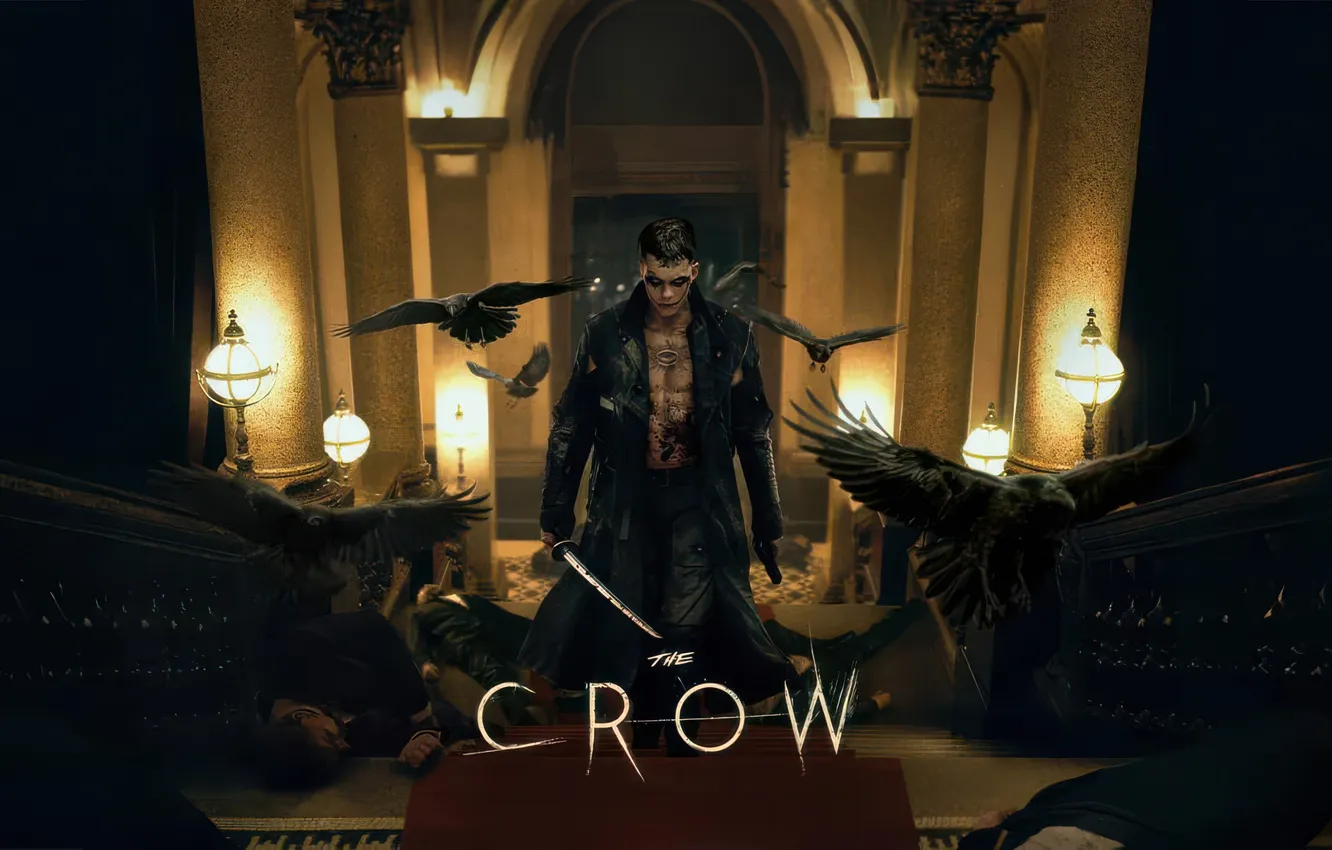 Фото обои птицы, лампы, лестница, вороны, парень, The Crow, мститель, The Crow 2024