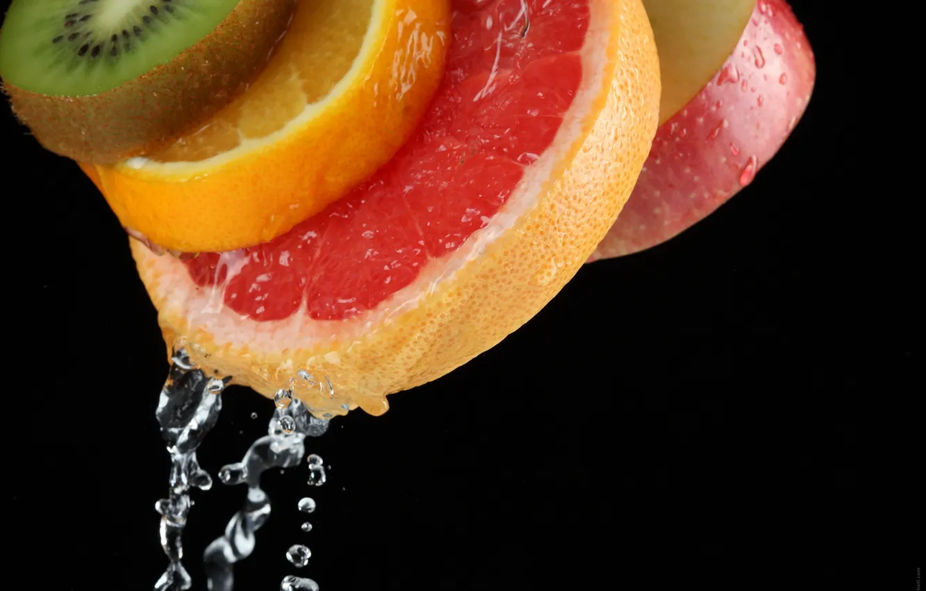 Фото обои вода, капли, макро, яблоко, апельсин, киви, фрукты