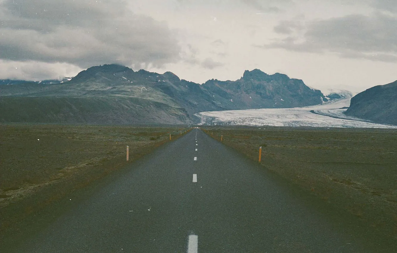 Фото обои road, mountains, clouds, Iceland, glacier