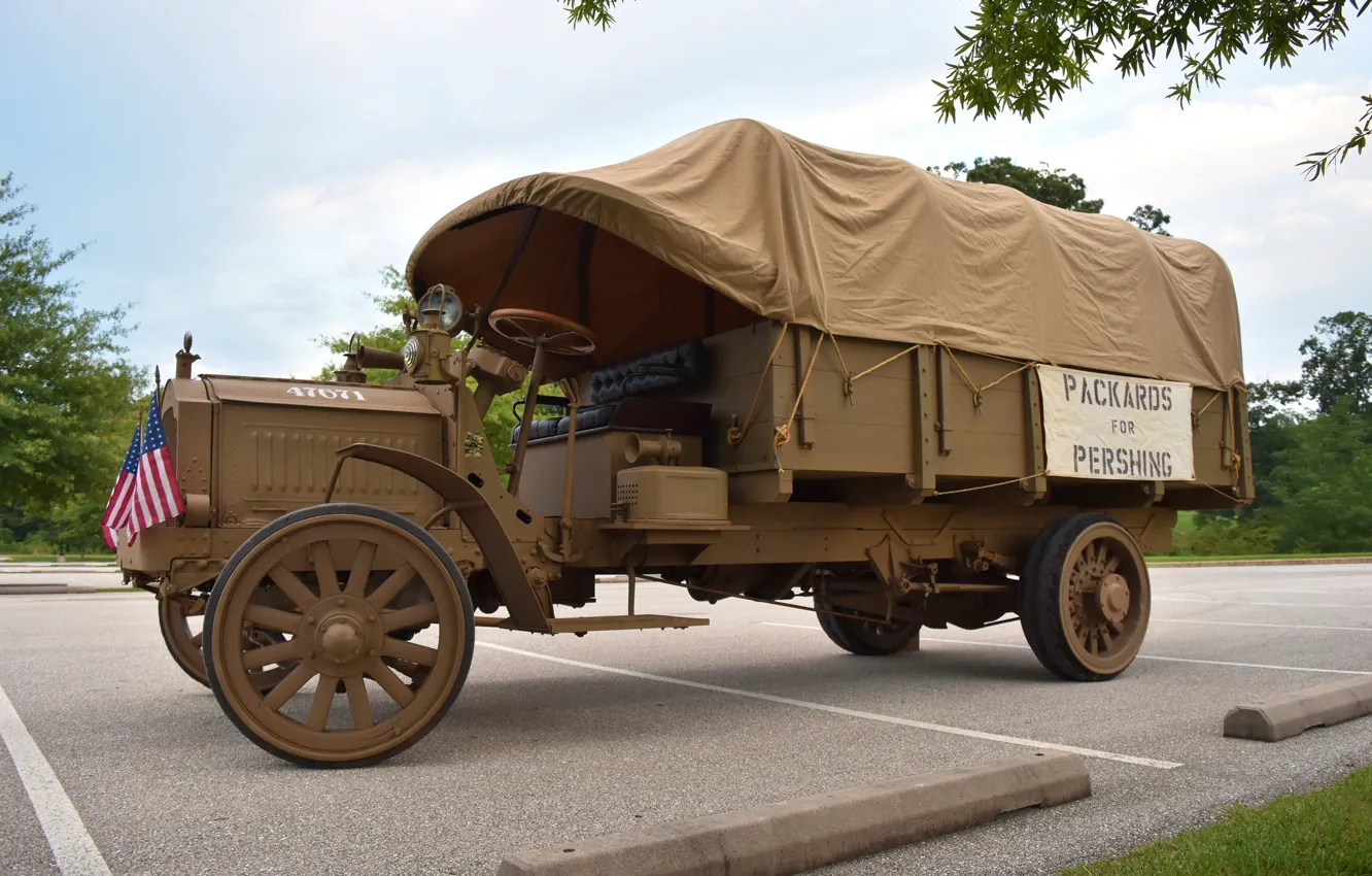 Фото обои ретро, грузовик, 1918, Packard Truck