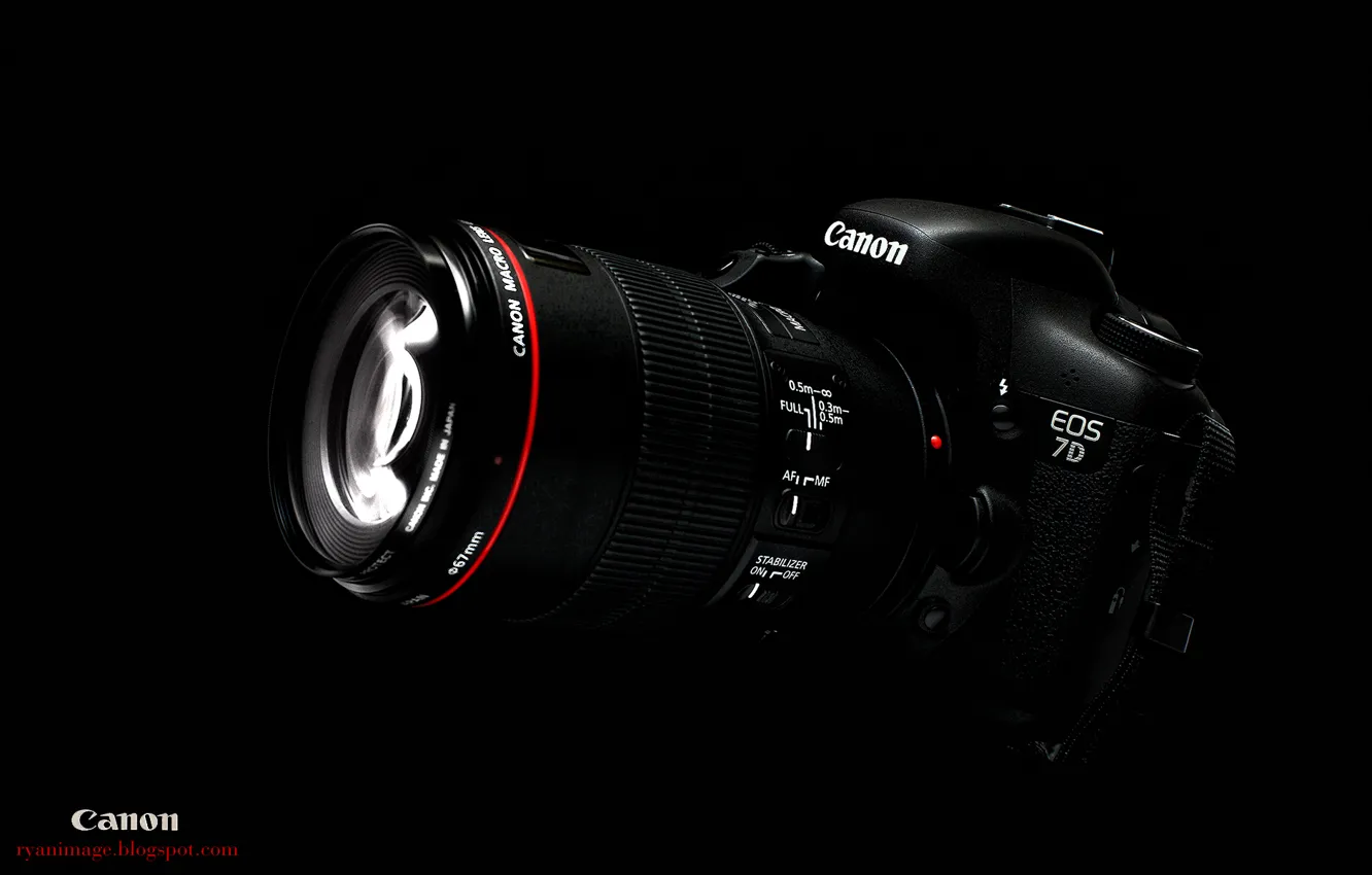 Фото обои обои, фотоаппарат, черный фон, Canon, EF 100mm F2.8L macro Hybrid IS, EOS 7D