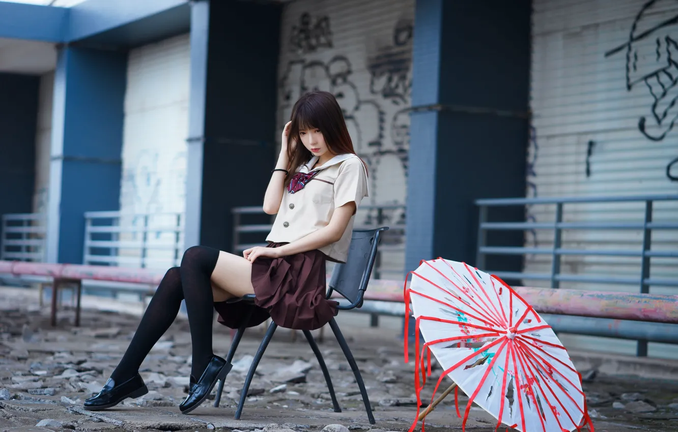 Фото обои Beautiful, Asian, Model, Street, Umbrella, Woman, Chair, Pretty