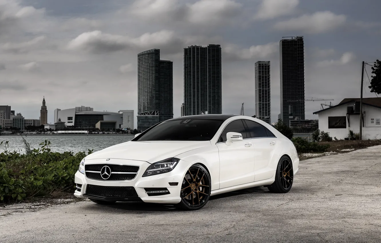 Mercedes Benz CLS 550